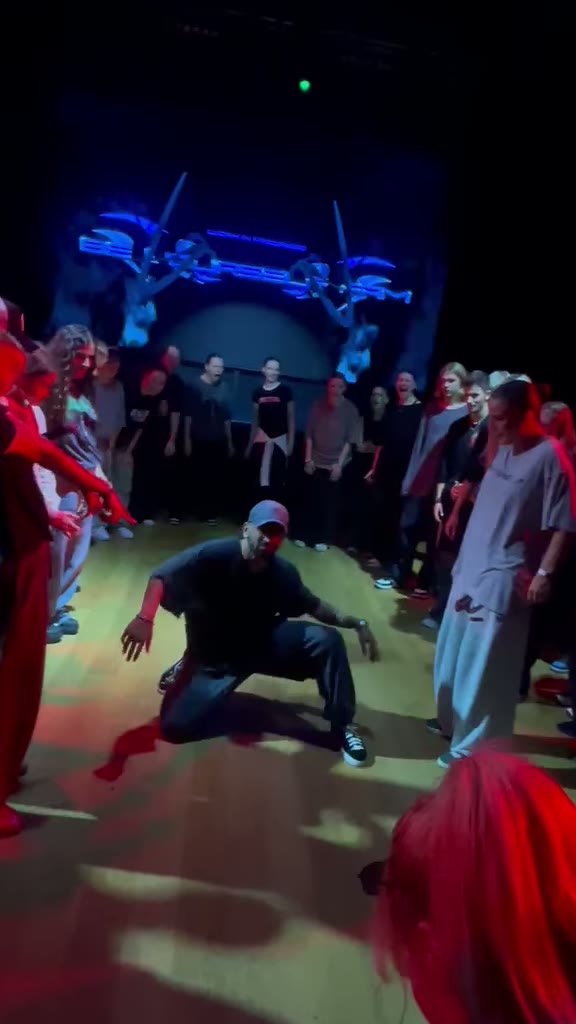 Performance 8